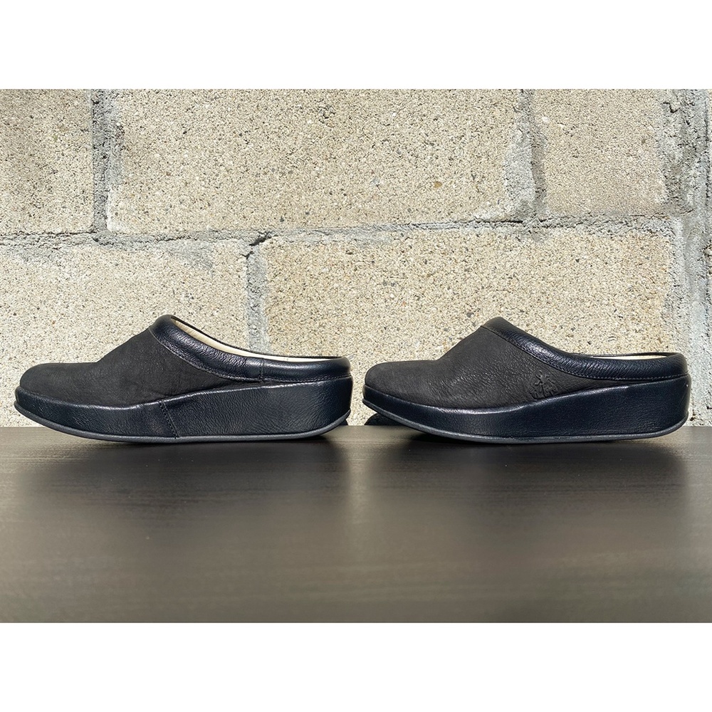 FLY London - Black Beak Leather Mule - Size 6.5 - 7 - Picture 8 of 14